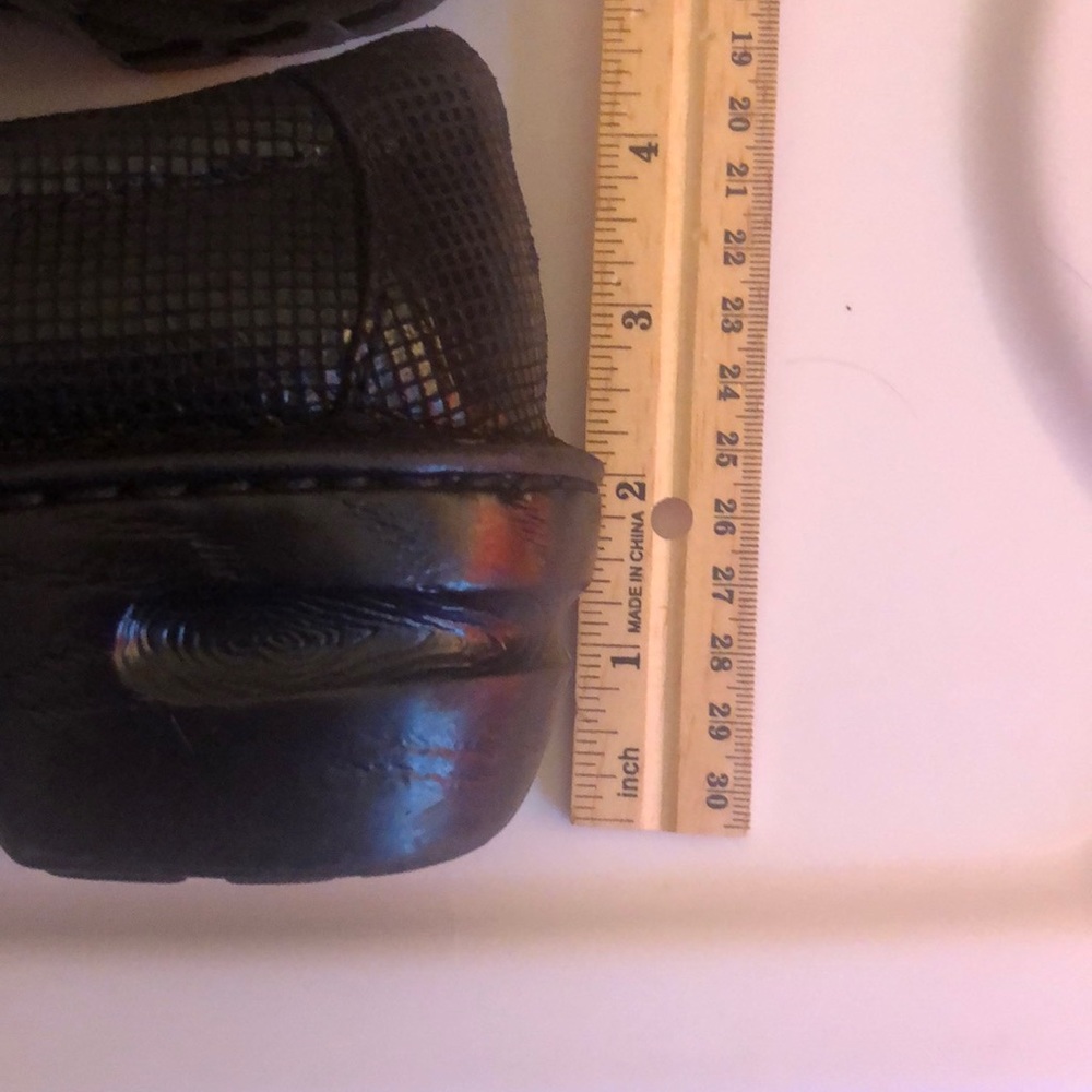 Black clogs - Picture 6 of 8